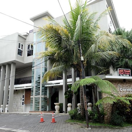 De'Corner Guest House Malang Exterior foto
