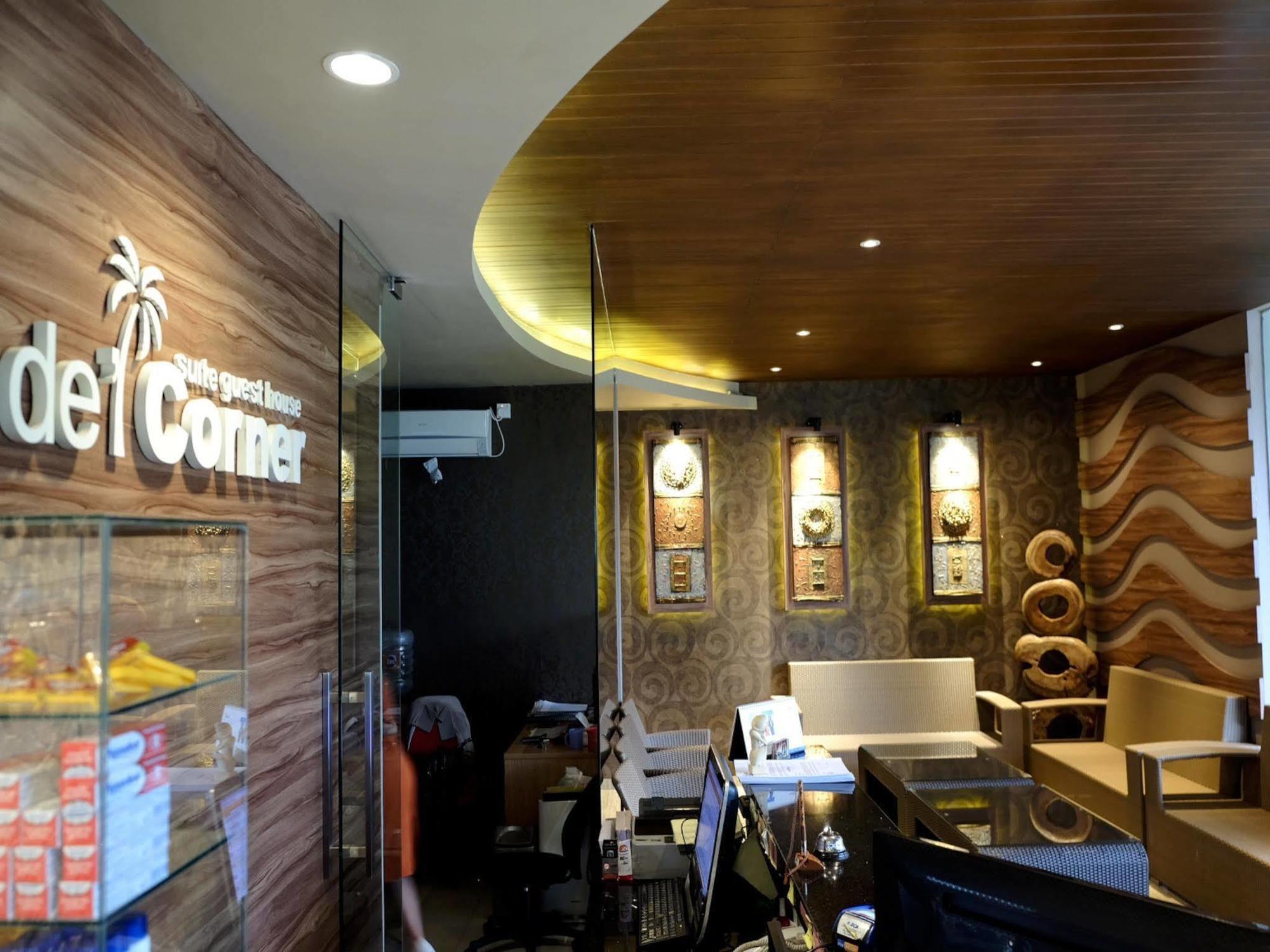 De'Corner Guest House Malang Exterior foto